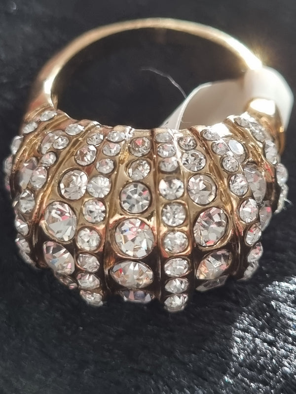 Eleganter Ring Made in Italy aus dem Showroom